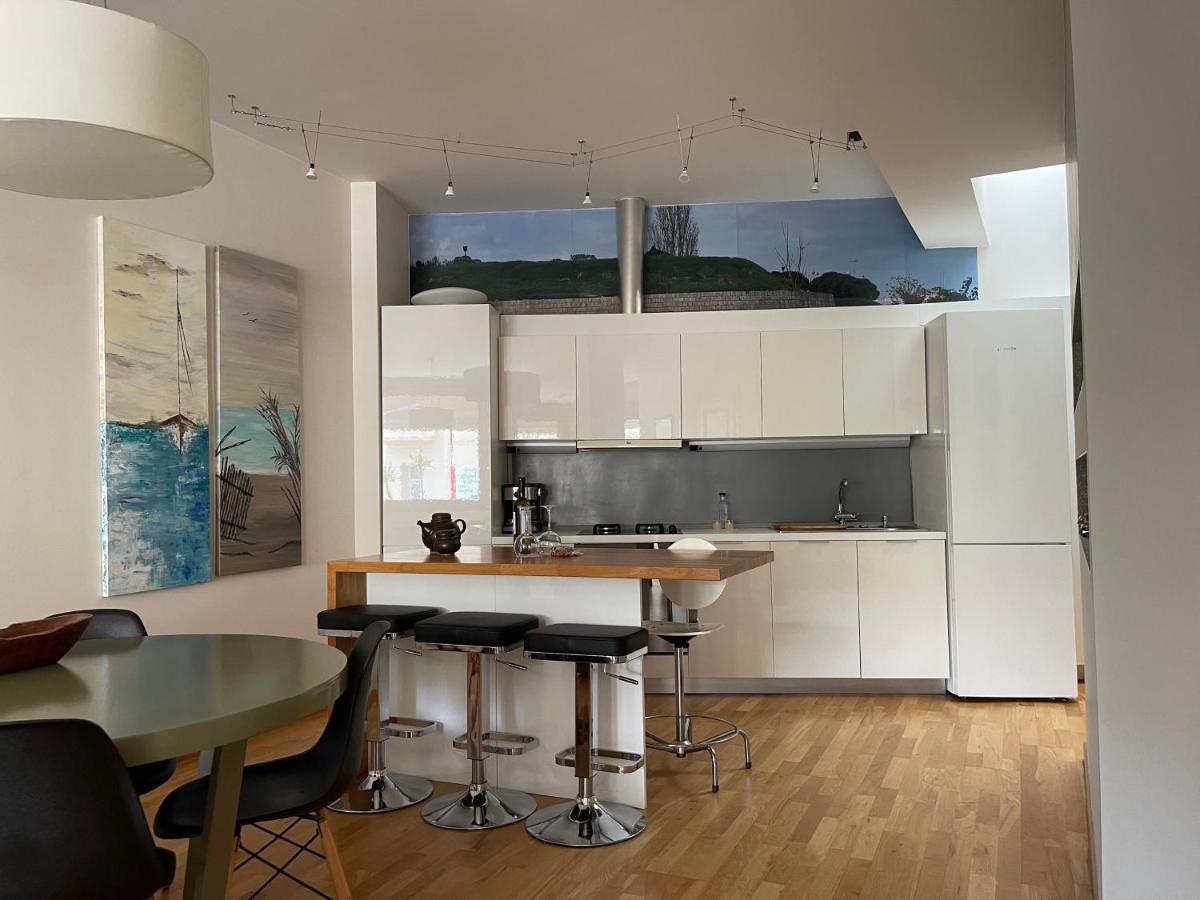 Oasis City Apartment Heraklion  Bagian luar foto