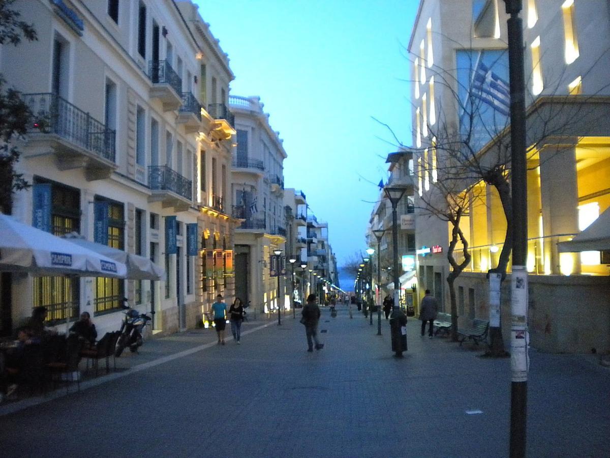 Oasis City Apartment Heraklion  Bagian luar foto